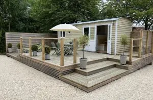 The Hut - Tintinhull