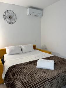 Appartements Studio neuf avec acces piscine : photos des chambres