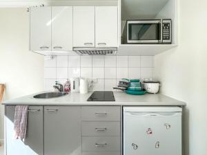 Urban Compact Stylish 2B1B - CBD
