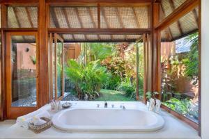 Villa Bunga Wangi, 3 bedrooms, Canggu, Bali style