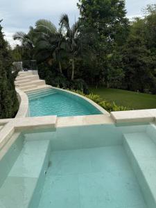 Stylish Modern Home with Pool & Private Cinema with a Built Area of 850 m2 on a 3600 m2 Lot