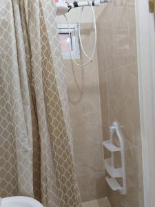 Habitación Privada No 2 Residencial Villa de las Hadas Zona Sur