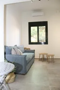 Pirgos Cozy Apartment for 4 by MPS - 皮尔戈斯