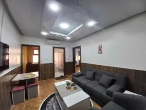 Al-Nujoom Hotel Suites - 伊尔比德