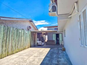 Residencial da Bia - Casas com 2 Dorms na Praia da Cal com Piscina Térmica