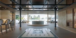 Halong Lyra Grandeur Cruise