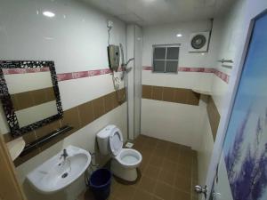 Centrum Homstay at Crown Imperial Court