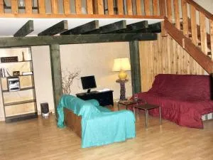 Studio confortable près de Beaumont-du-Périgord, 60 m², cheminée - Vuidepot