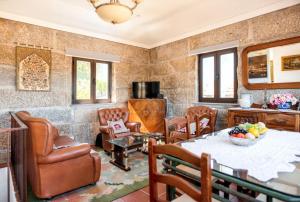 Charming House in Fornos with shared pool