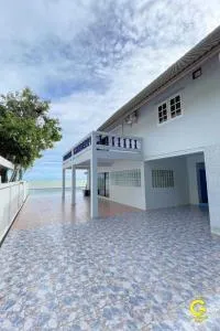 Gao Bee One Beach Club - Ban Phayun