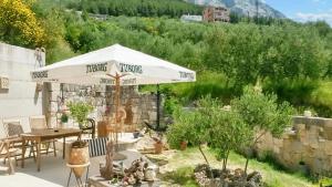 Comfortable apartment in Makarska, 80 m², sea view and terrace