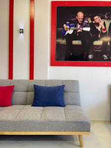 Rock Hotel First Line