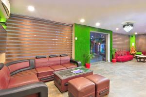 Hotel Royale Hills By RSP Vista Hotels & Resorts