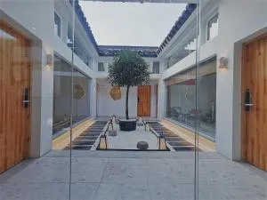 Suzhou Xugusu B&B-Guanqian Street Pingjiang Road Branch - 五龙桥