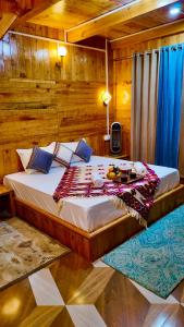 The Luxe Cascades JIbhi