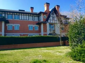 Apartamento con Jardín - 桑图尔特西