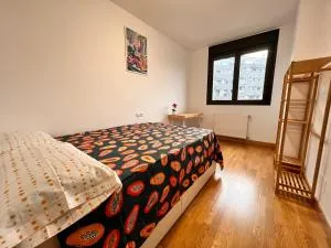 Apartamento en Astillero con plaza de aparcamiento - Pontejos
