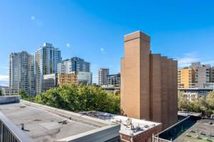 Rooftop w Space Needle View - Free Garage Parking