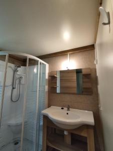 Campings Camping des Tourbieres - Gites : photos des chambres