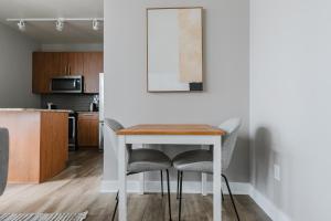 Blueground River North pool gym nr Mile CHI-1141