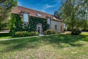 PARENTHESE 30 COUCHAGES SUR 2 GITES PISCINE 1H30 Paris CAMPAGNE CHIC - Montbouy