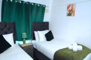 Comfy 2nd Home stays Erdington-Birmingham Retreat - Sleeps 5-6 - Free Parking - Superfast WiFi - Ideal for Contractors - Group - Long Stays