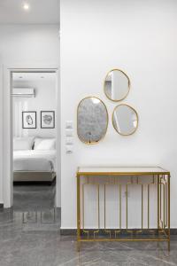 Mirror Luxury Central Penthouse by BiNoBi!