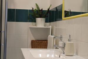 Appartamento con 2 Camere da Letto e Vista Mare