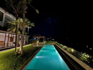 Eternal - Oceanview Luxury Residence with Rooftop Sauna