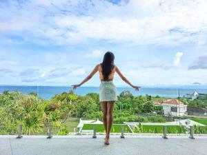 Eternal - Oceanview Luxury Residence with Rooftop Sauna