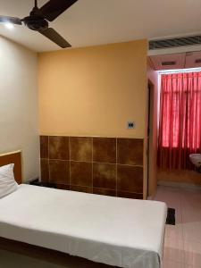 Vijey Hotels