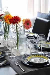 FFlats Modern Apartment In the Heart of Naples - 201