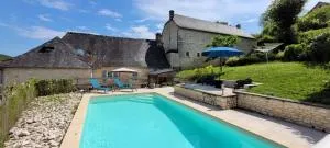 Coeur de village, maison pour 8 avec piscine - La Machome