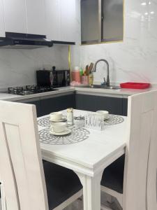 Cozy 1BR on Wood Avenue Kilimani