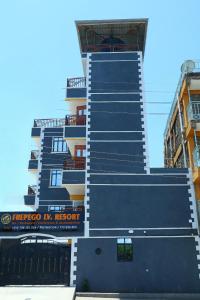 Frepego Lakeview Resort