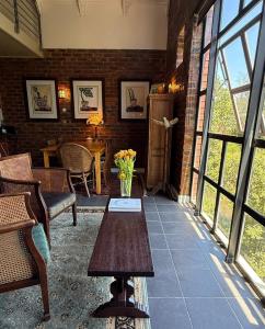 Urban Oasis loft in Stellenbosch