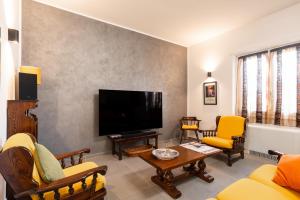 Villa Scini by Rentbeat