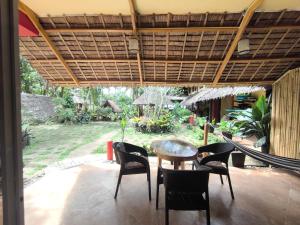 Sulu Sunset Beach Resort