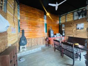 Homestay nhà gỗ Lan Anh