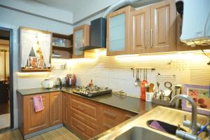 Elegant 3BR Apt in Mohali By Especial Rentals