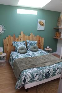 Maisons de vacances So Chic Kerfily house with hot tub 8 people : photos des chambres