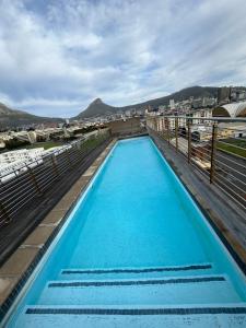 Luxury with Table Mountain View