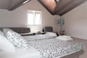 Countryside Holiday Home Marie with Pool