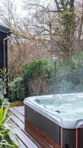 Villa de Luxe 18 Personnes avec Cinéma Privé, Spa, et Salle de Sport - Idéal Séjour Bien-Être