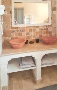 Maisons de vacances Maison confortable a Aubignan avec piscine partagee : photos des chambres