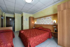 Triple Room with Balcony