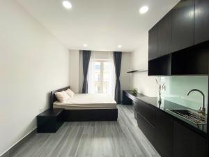 Căn Hộ Dịch Vụ Phố Royal Vạn Phúc City - Độc Quyền TOTHome