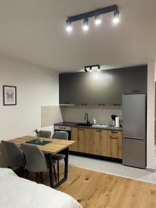 FlyInn Residence
