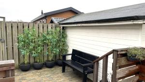 Chalet Makkum C99B met prive gelegen tuin aan het water