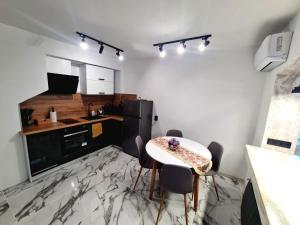Stephany LUX Apartment
